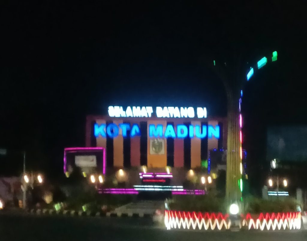 Travel Madiun Surabaya